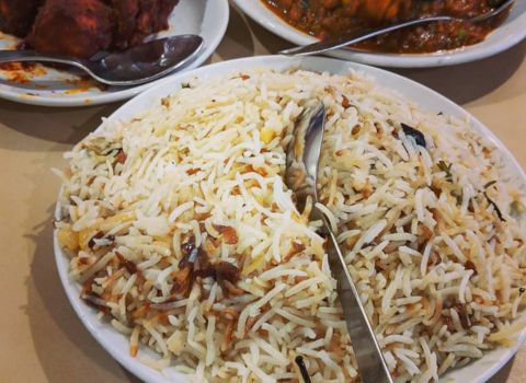 Kayees Rahmathulla Cafe Mattancherry kayees chicken biriyani