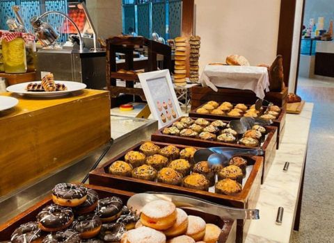 Kochi Kitchen Kochi Marriott Hotel snacks counter