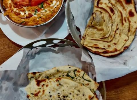 Rasoi Fort Kochi paneer lababdar garlic naan butter roti