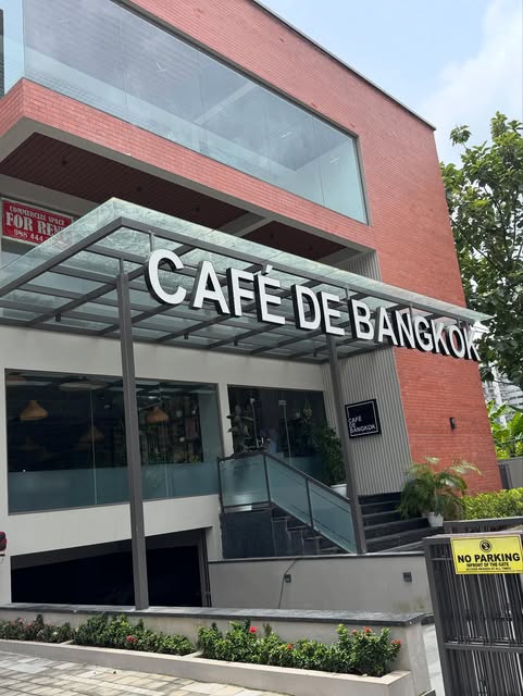 Cafe-de-Bangkok-Elamkulam-4