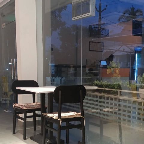 Mukbang-Korean-Restaurant-&-Bakery-4