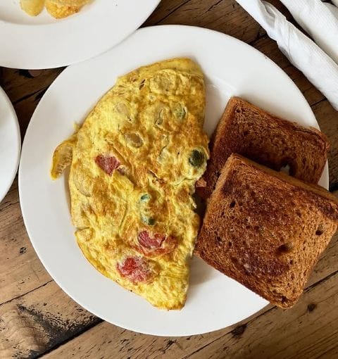 Mushroom-Cheese-Omelette