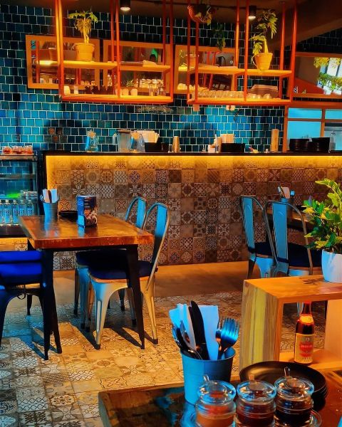 Nasi-and-me-mg-road-Ernakulam-4