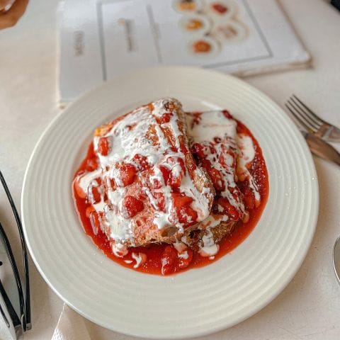 Strawberry-French-Toast