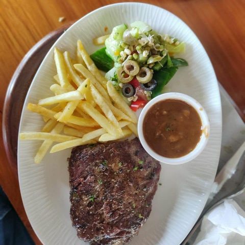 Tenderloin-beef-steak