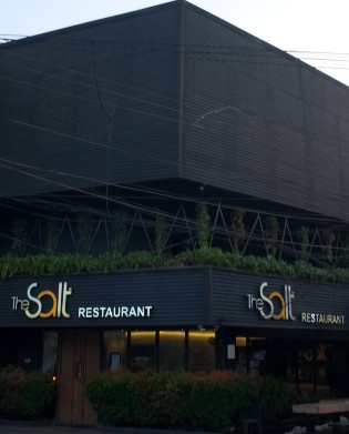 The-Salt-Restaurant-Panampilly-Nagar-seating-front-view