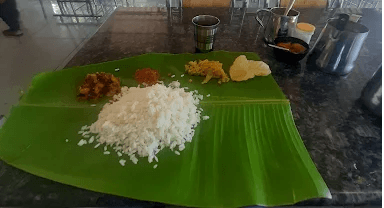 Arabikkadal Seafood Restaurant traditional kerala meals