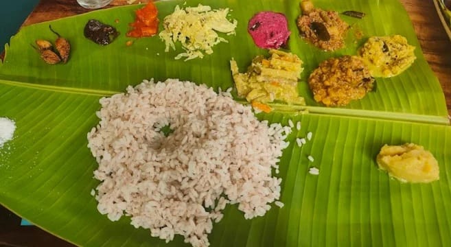 arippa restaurant palarivattom traditional kerala meals