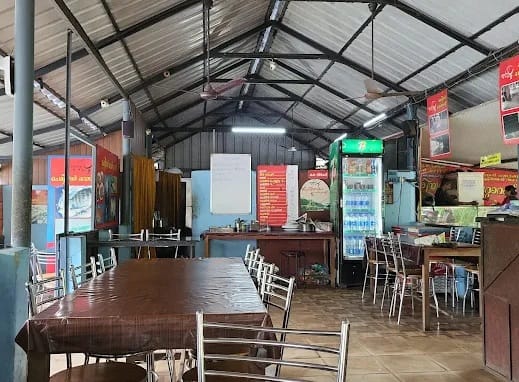periyar restaurant dining area